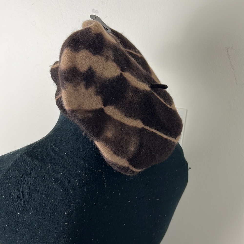 Romano 100% wool Tie Dye French Barrett Size OS